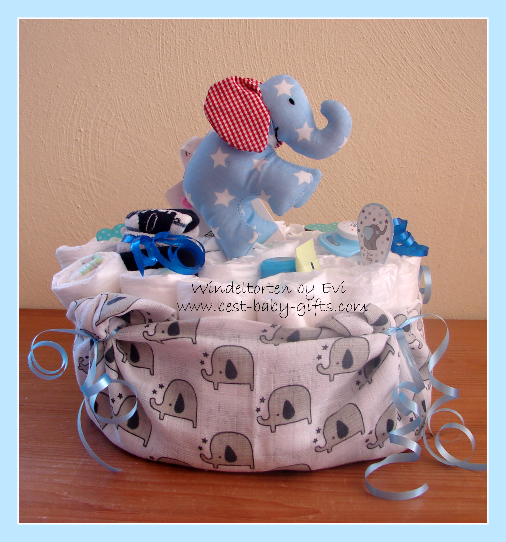 Elephant Diaper Cake How To Make A Diaper Elephant T